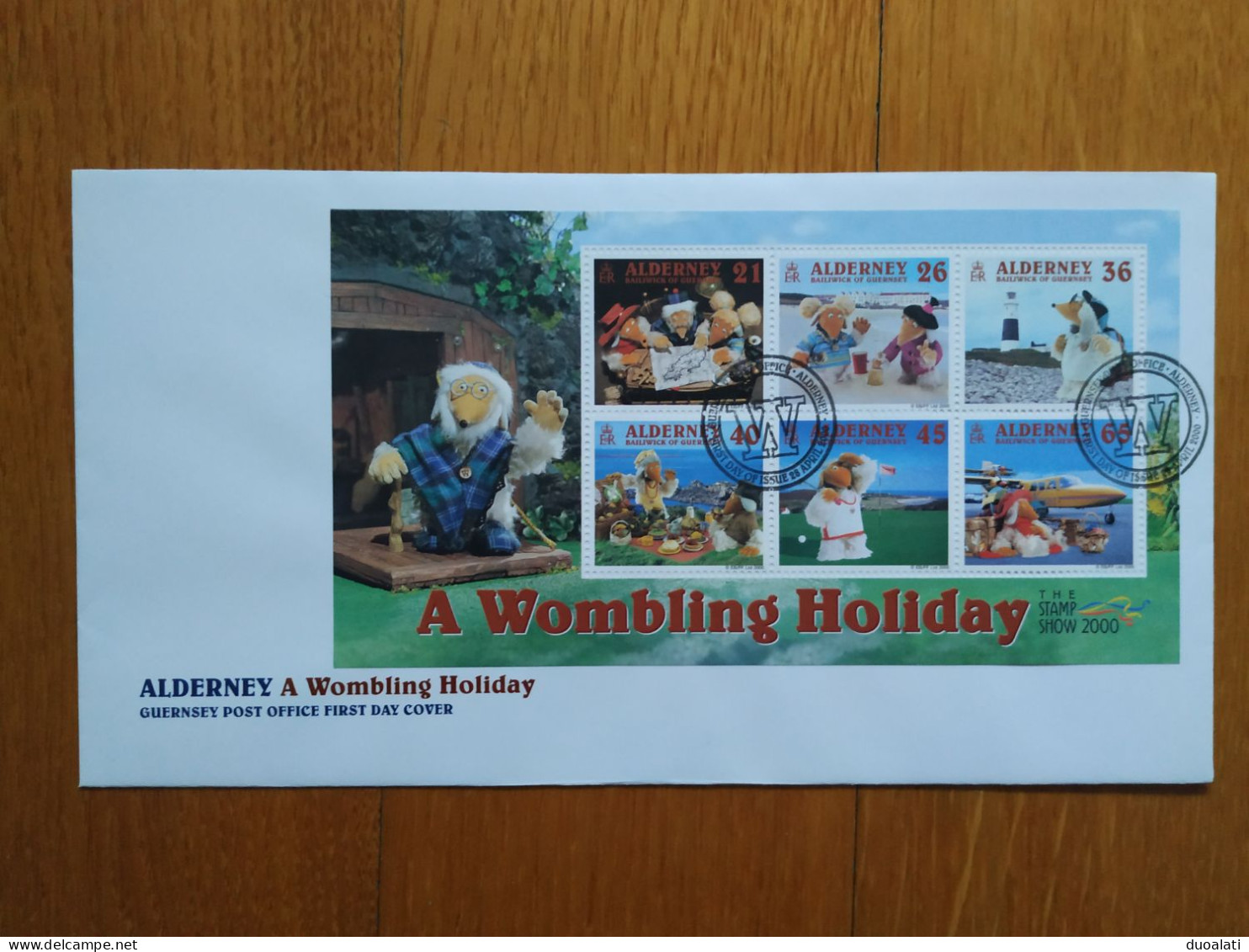 Alderney 2000 The Wombles A Wombling Holiday 2 FDCs Characters From Children's Literature - Bandes Dessinées