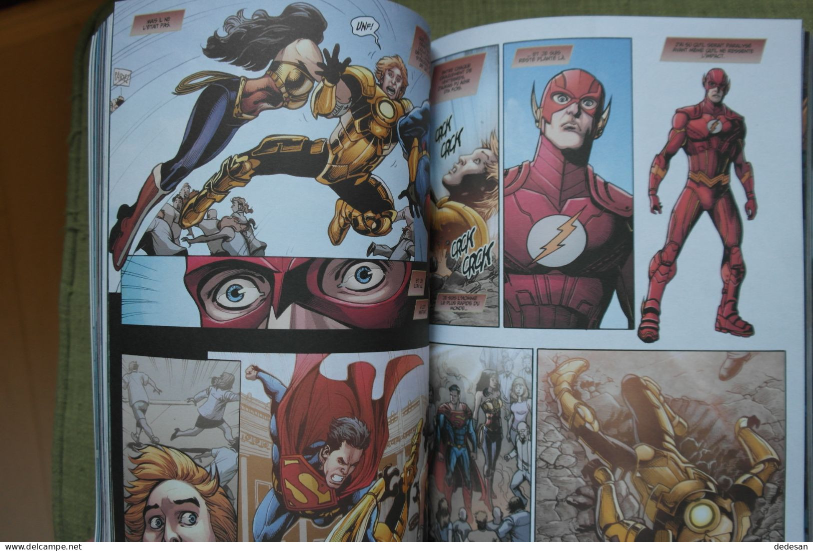 3 Bd comics Harley Quinn complètement marteau, Injustice année un, Wonder Woman année un
