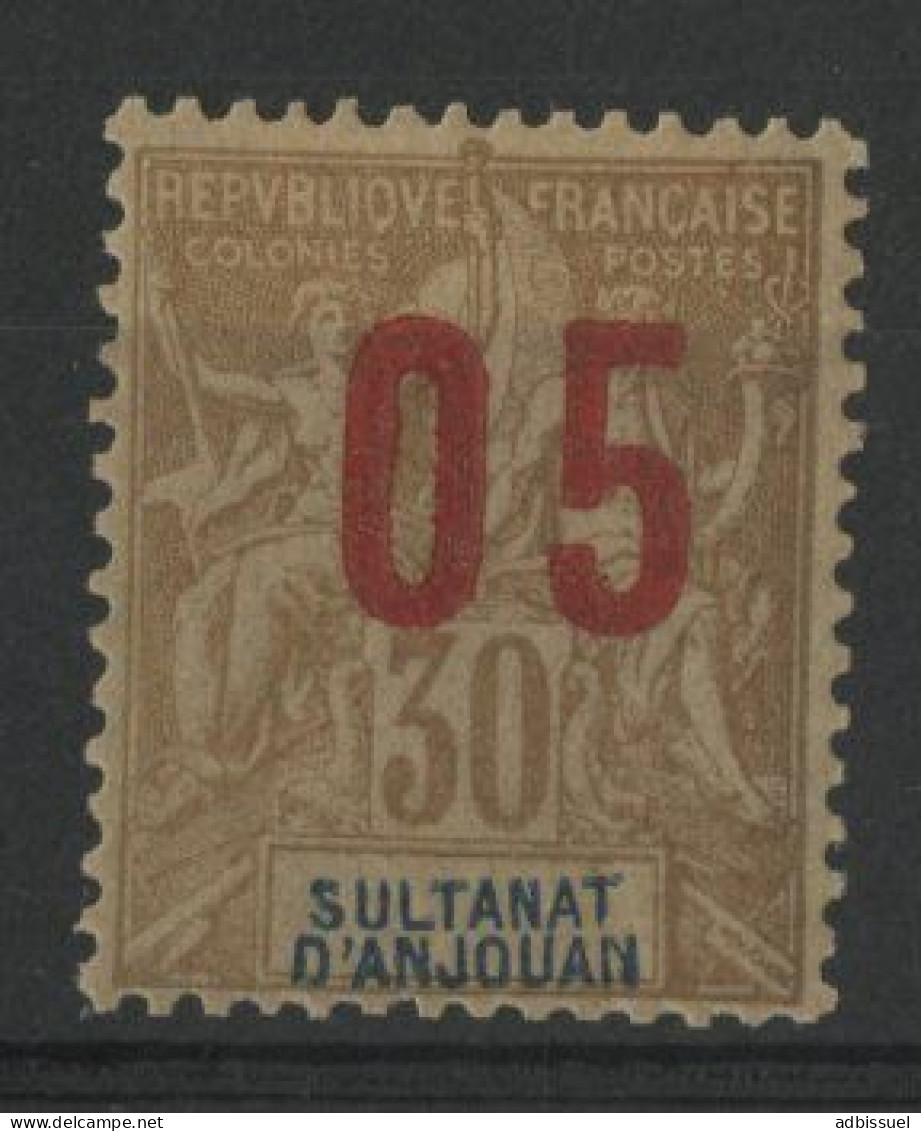 ANJOUAN N° 25A Neuf * (MH) Chiffres Espacés TB - Unused Stamps