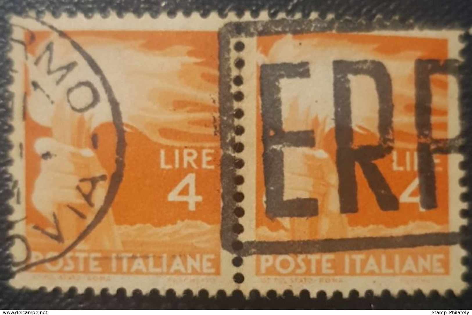 Italy 4L Used Pair Postmark Stamp Democracy - Usati