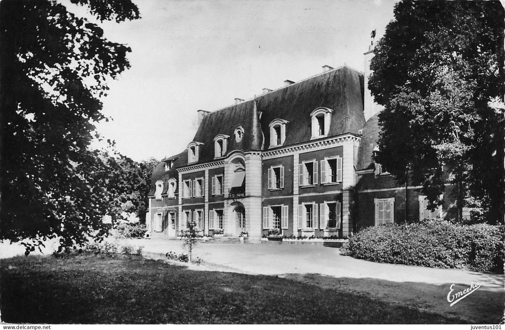 CPSM Maison De Convalescence Et De Repos Du Chillon-Le Louroux-Béconnais   L2729 - Le Louroux Beconnais