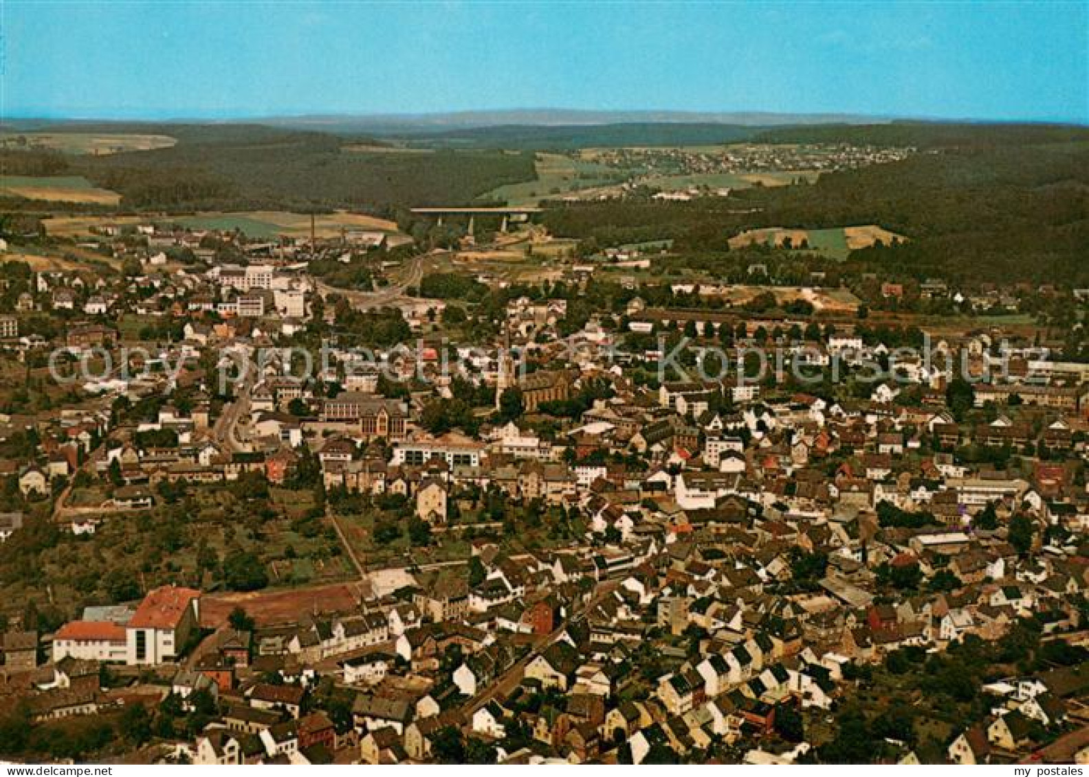 73667906 Hoehr-Grenzhausen Toepferstadt Fliegeraufnahme Hoehr-Grenzhausen - Hoehr-Grenzhausen