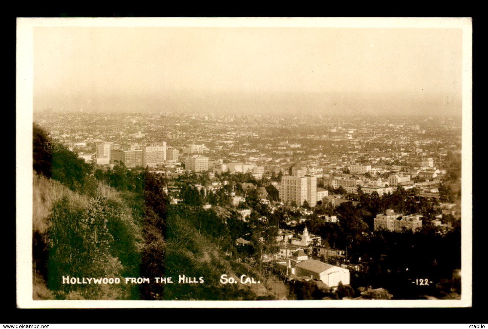 ETATS-UNIS - LOS ANGELES - HOLLYWOOD FROM THE HILLS - Los Angeles