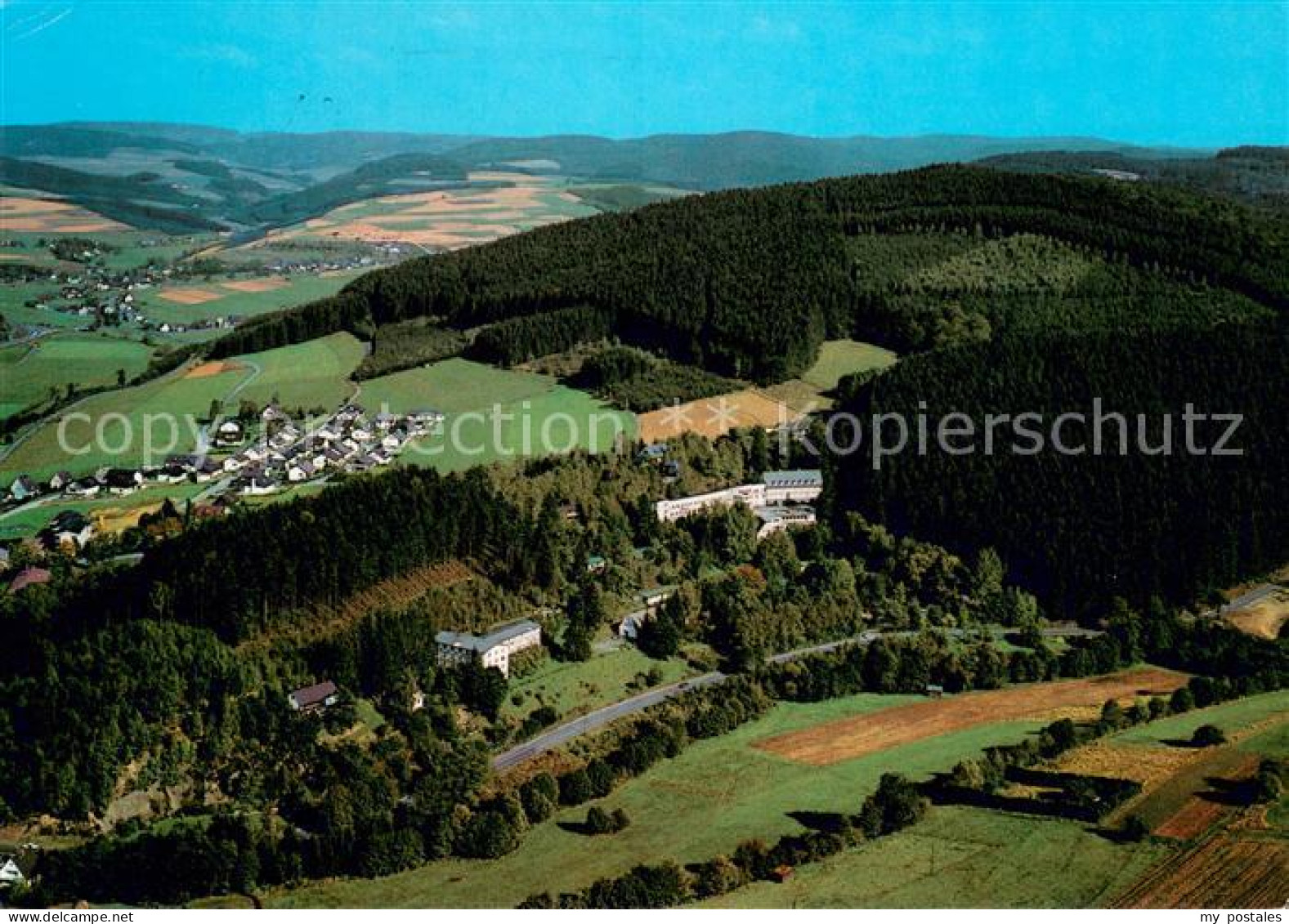 73648102 Bad Berleburg Wittgensteiner Berg- Und Waldland Fliegeraufnahme Bad Ber - Bad Berleburg