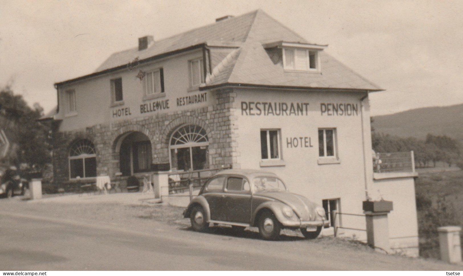 Ligneuville - Photo Hôtel-Restaurant " Bellevue "- 1954 ... Automobile VW Cox ( Voir Verso ) - Malmedy