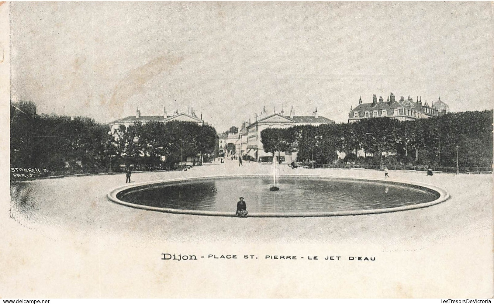 FRANCE - Dijon - Vue Sur La Place St Pierre - Le Jet D'eau - Vue Générale - Carte Postale Ancienne - Dijon