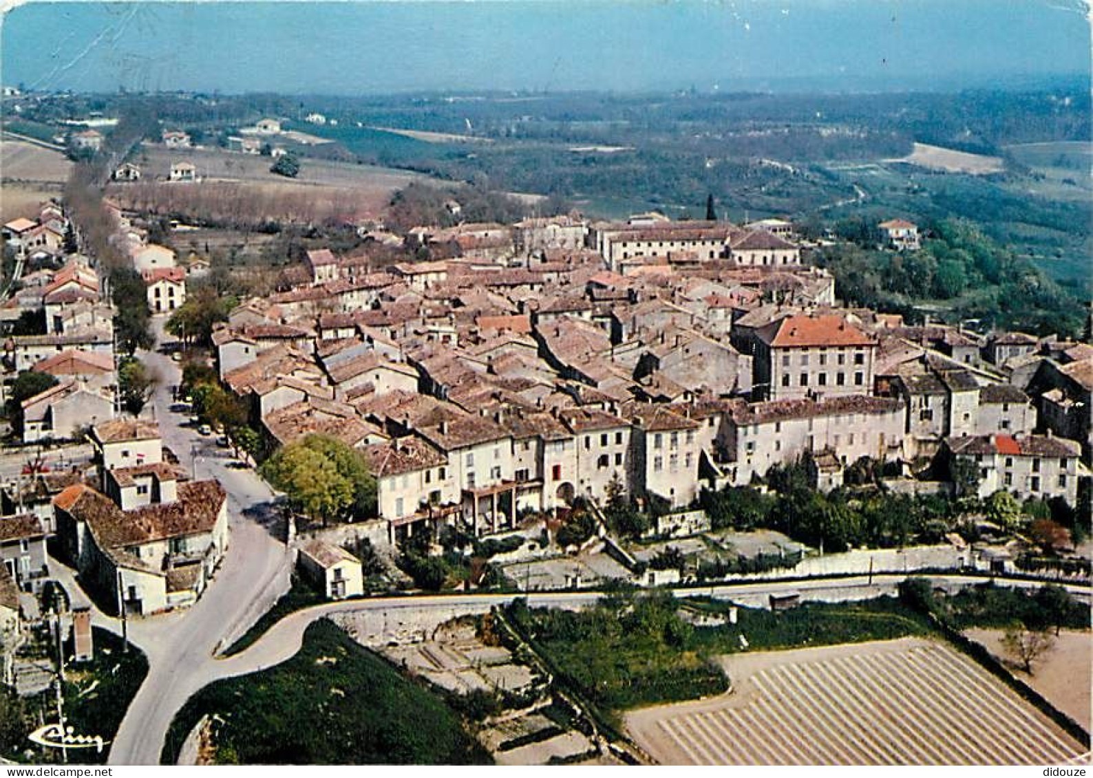 82 - Montpezat De Quercy - Vue Générale Aérienne - CPM - Voir Scans Recto-Verso - Montpezat De Quercy