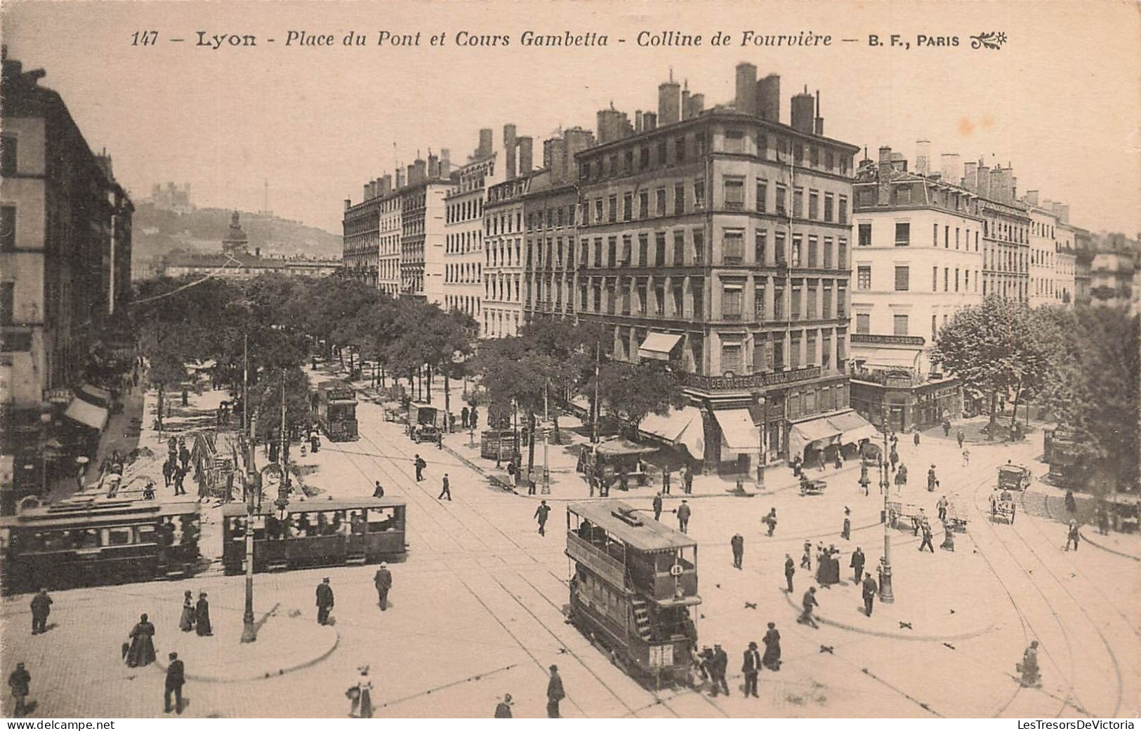 FRANCE - Lyon - Place Du Pont Et Cours Gambetta - Colline De Fourvière - BF Paris - Tramway  - Carte Postale Ancienne - Otros & Sin Clasificación