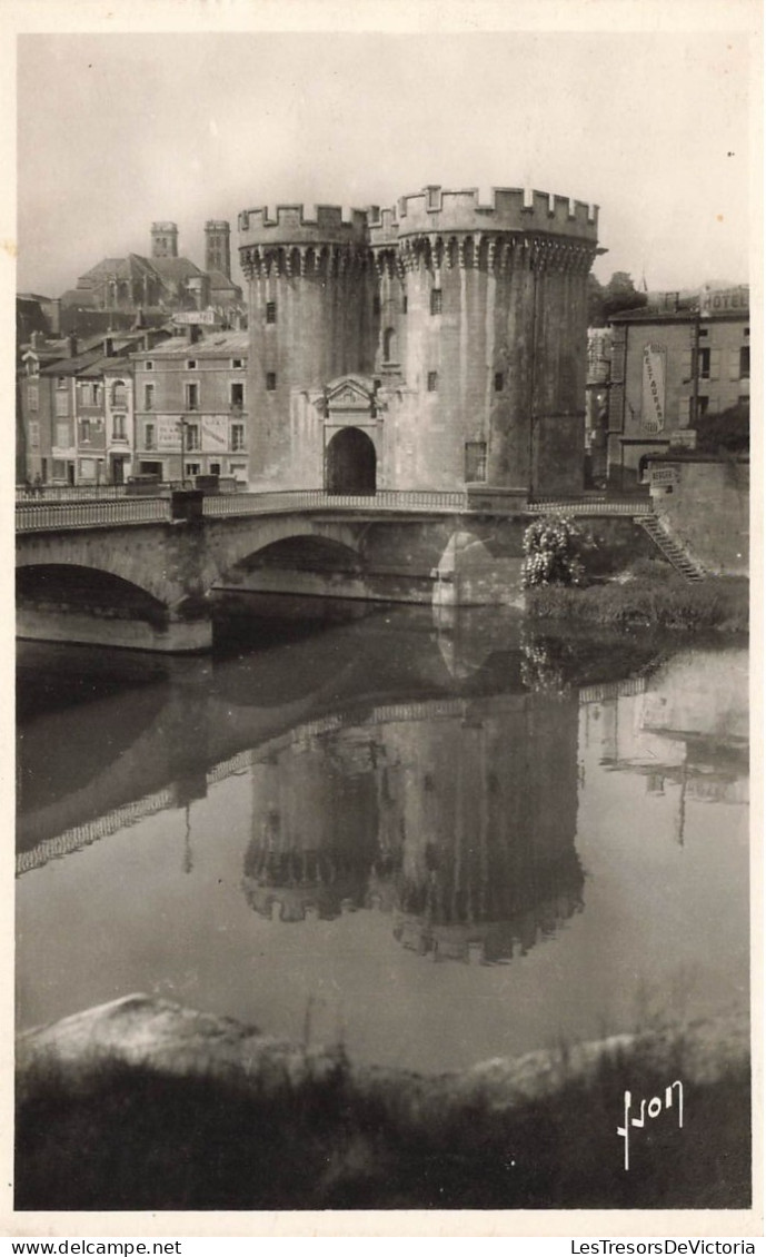 FRANCE - Verdun - La Meuse - Pont Et Porte Chaussée (XIVe S) - Chateau - Carte Postale Ancienne - Verdun