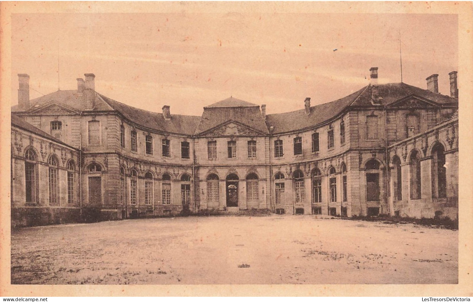 FRANCE - Verdun - La Cour D'Honneur De L'Evéché - Honour Court Of The Bishopric - Carte Postale Ancienne - Verdun