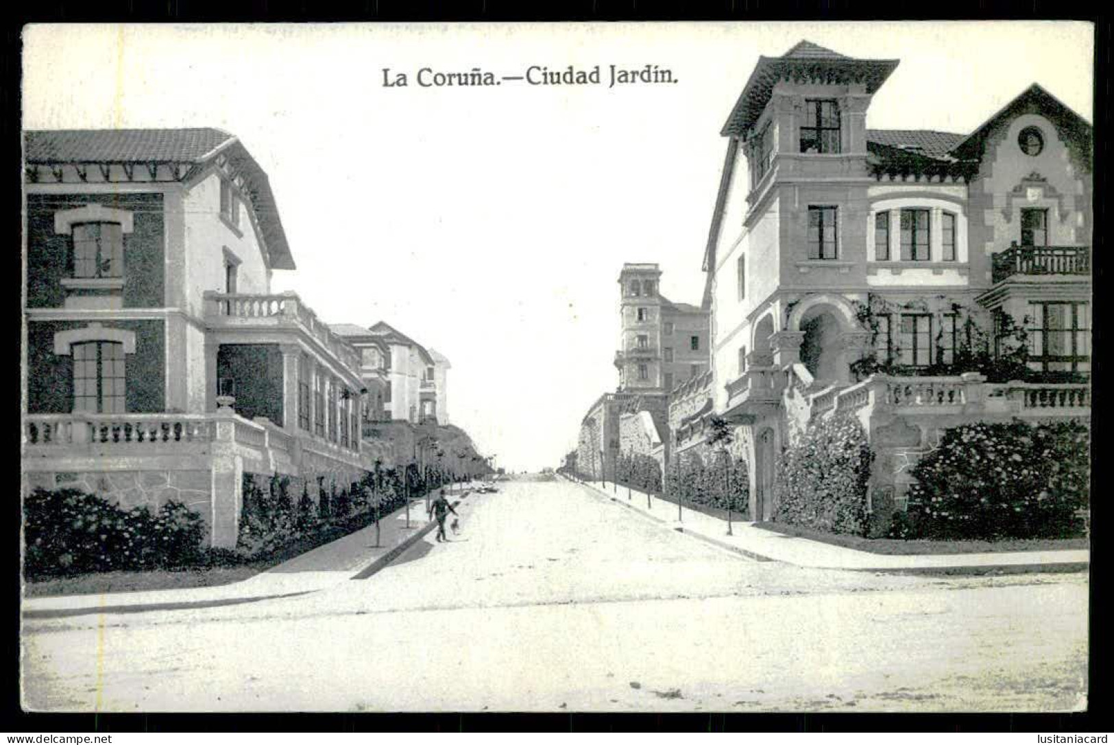 LA CORUÑA - Ciudad Jardin ( Ed. Enriqueta Comas - Foto Teigeiro-Pardo-Reguera) Carte Postale - La Coruña