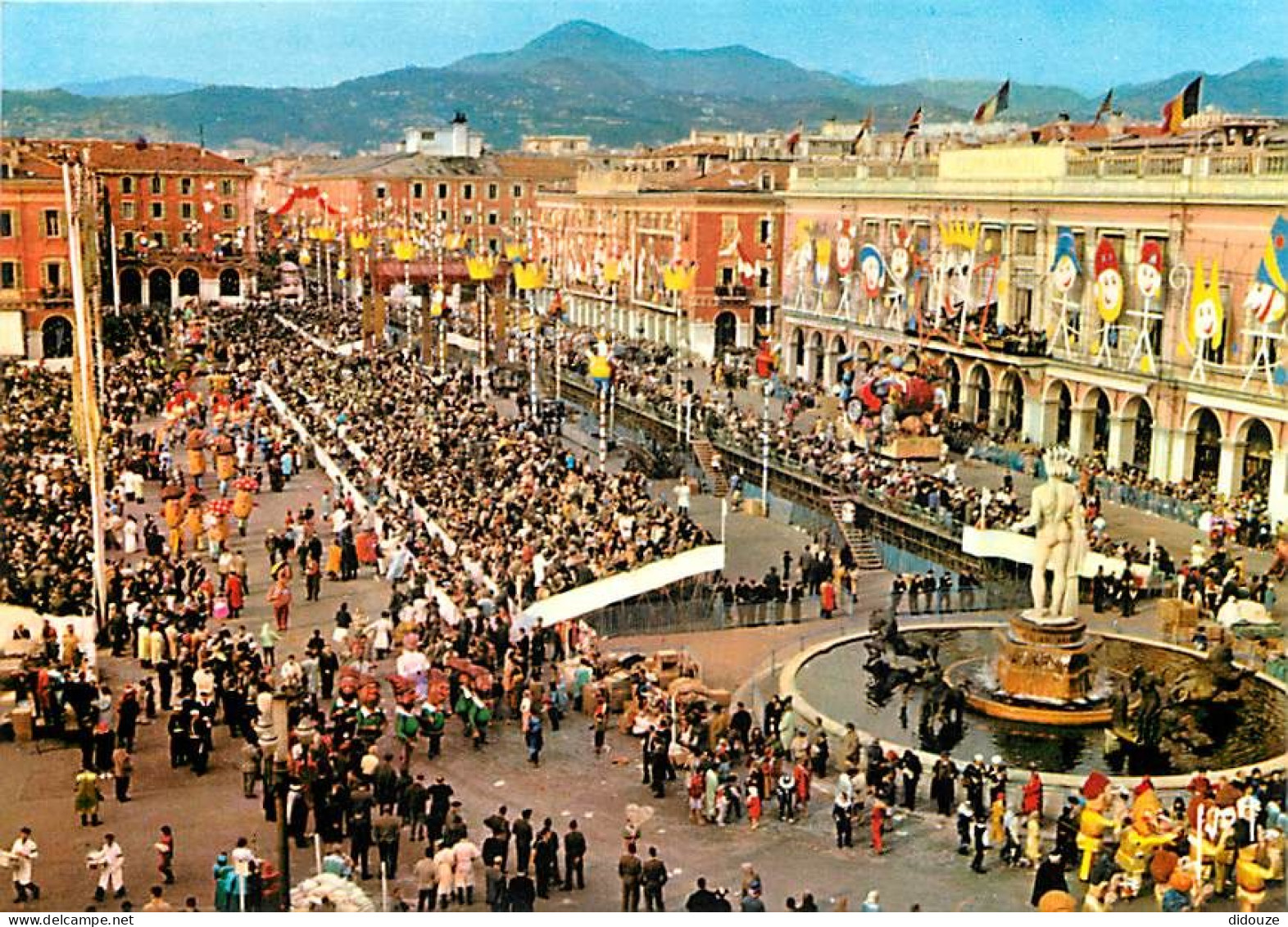 06 - Nice - Place Masséna . Le Carnaval - CPM - Carte Neuve - Voir Scans Recto-Verso - Places, Squares