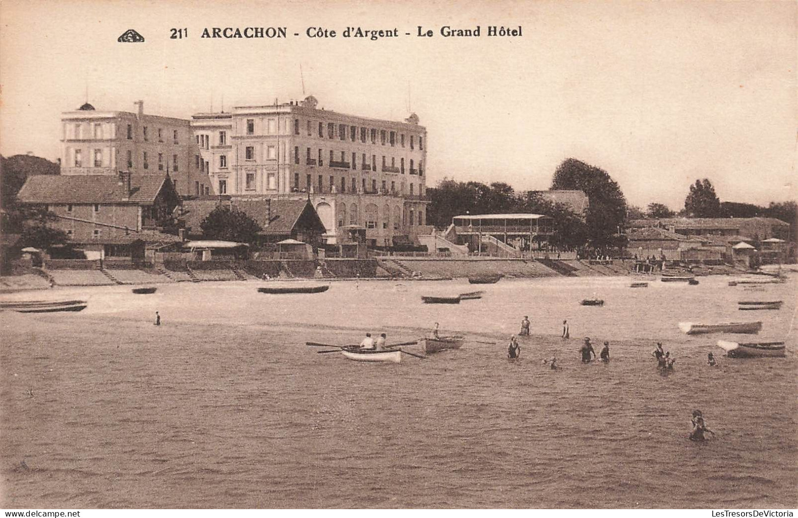FRANCE - Arcachon - Côte D'Argent - Vue Générale Sur Le Grand Hôtel - Vue Sur La Plage - Carte Postale Ancienne - Arcachon