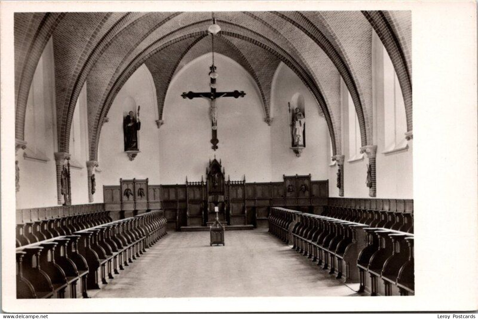 Cisterciënser Abdij, Koningshoeven, Kapittelzaal, Tilburg 1947 (NB) - Tilburg