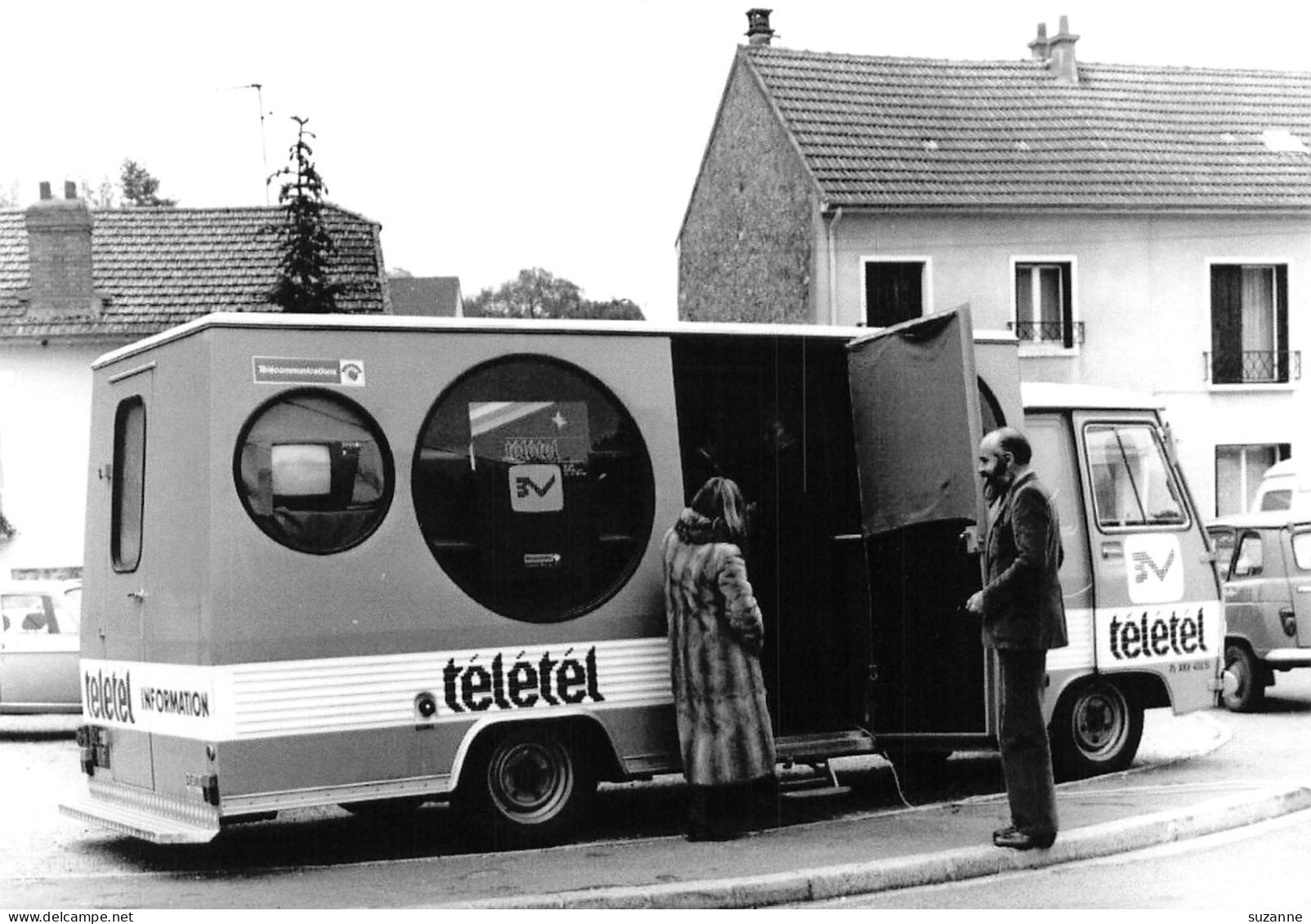 VÉLIZY - Camion Itinérant D'Information TELETEL 3V - Cliché 1981 - Velizy