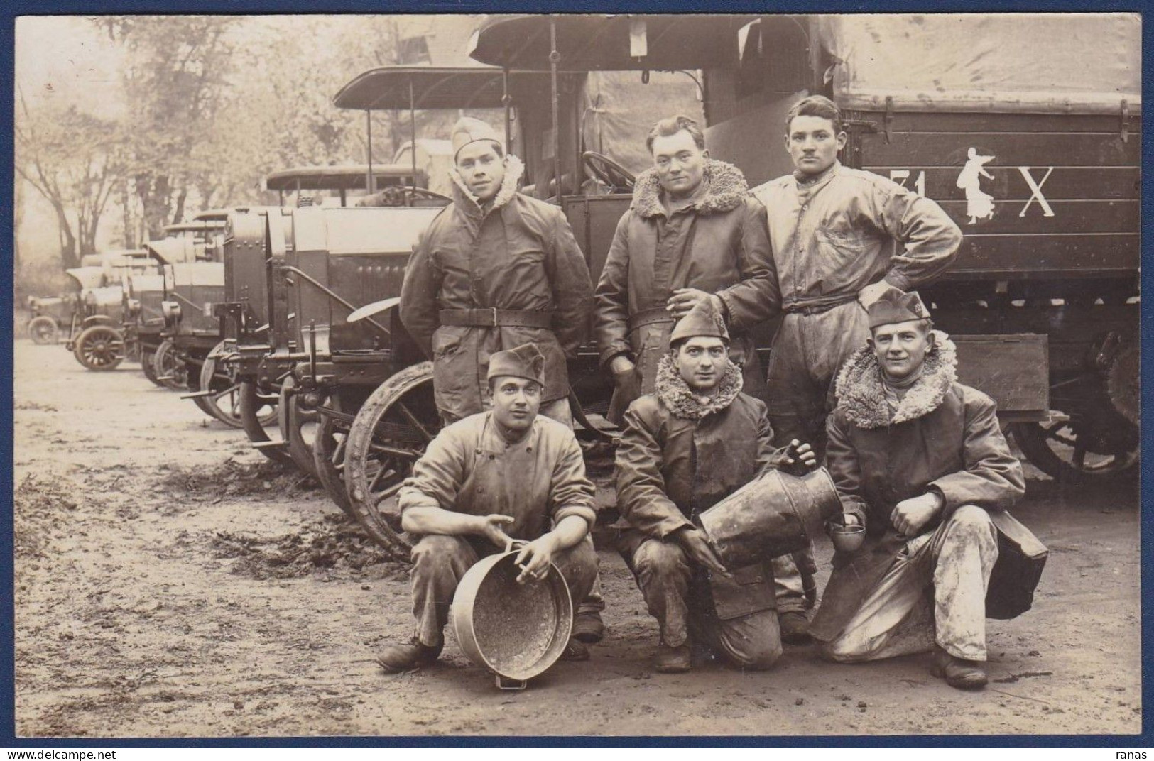 CPA La Semeuse De Roty Sur Camion Militaire Militaria Carte Photo - Monedas (representaciones)