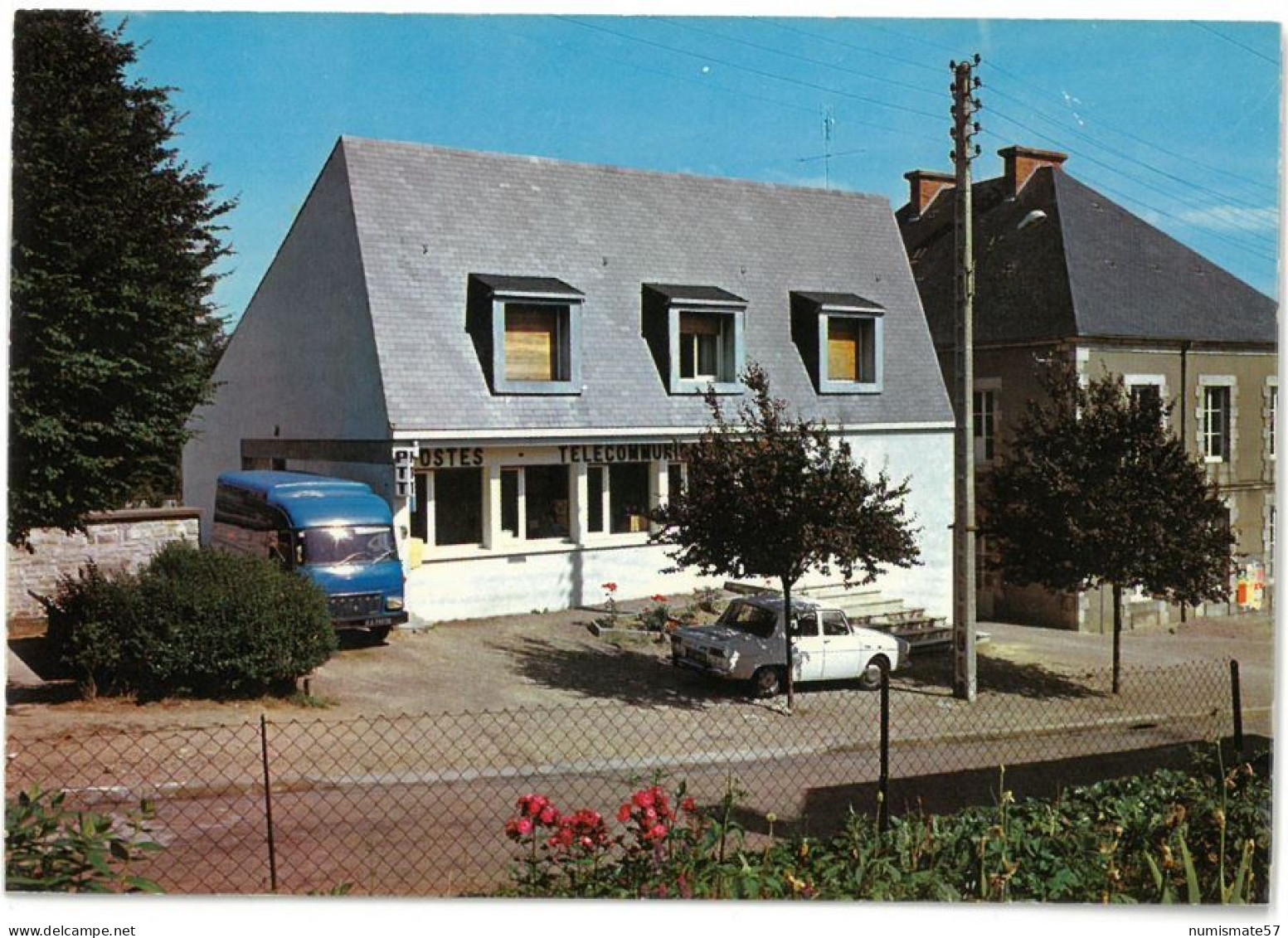 CP MONTSAUCHE - La Poste - Collection Dussert , Montsauche - ( Renault R8 - Camion SAVIEM ) - Montsauche Les Settons