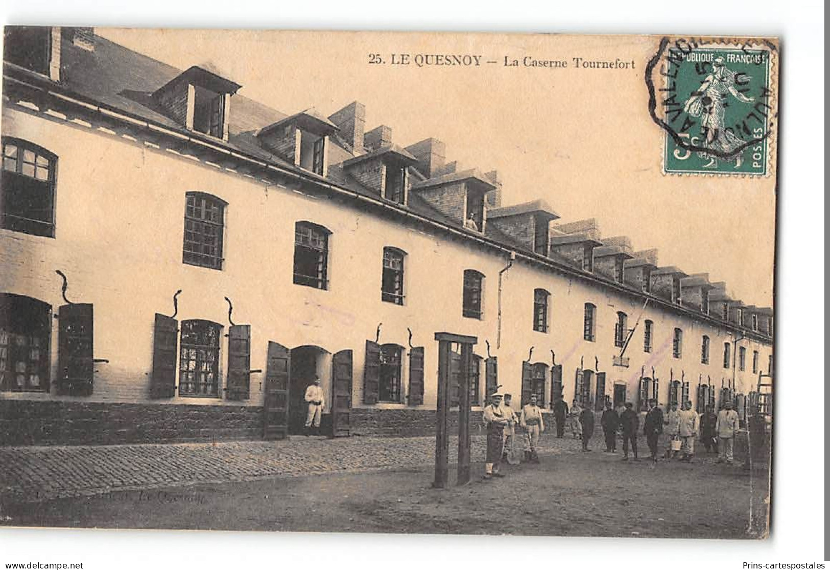 CPA 59 Le Quesnoy La Caserne Tournefort - Le Quesnoy