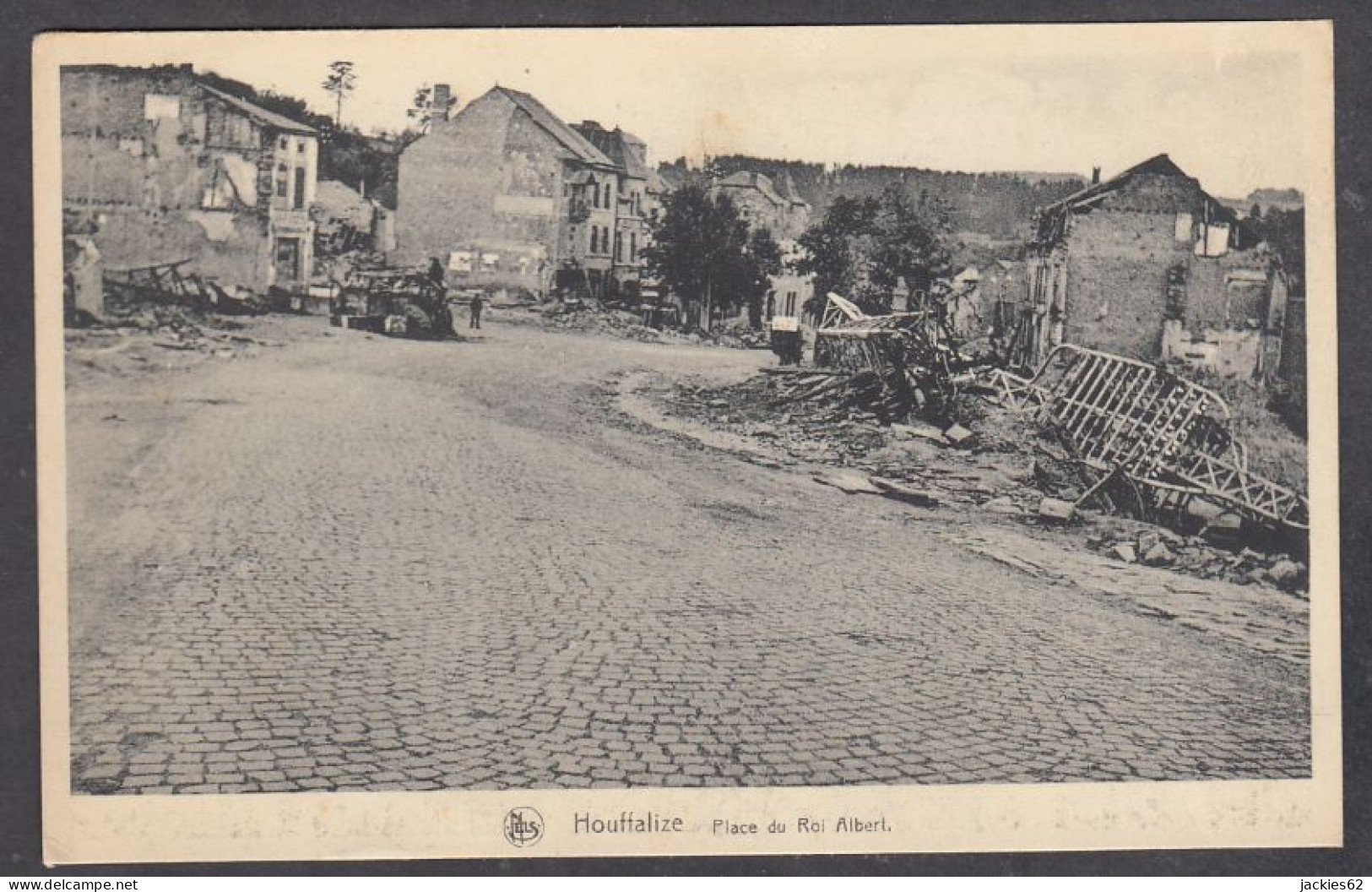 121762/ HOUFFALIZE, Offensive Des Ardennes, Place Du Roi Albert - Houffalize