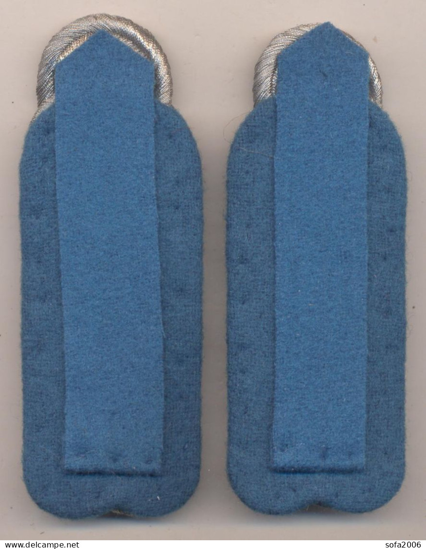 Shoulder Straps. Epaulettes. Schulterklappen Schultergurte. Germany.Major .Luftwaffe. - Patches