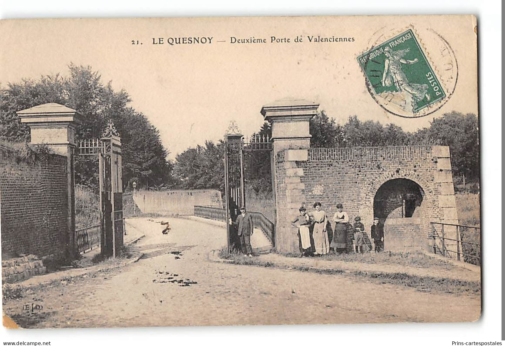 CPA 59 Le Quesnoy Deuxieme Porte De Valenciennes - Le Quesnoy