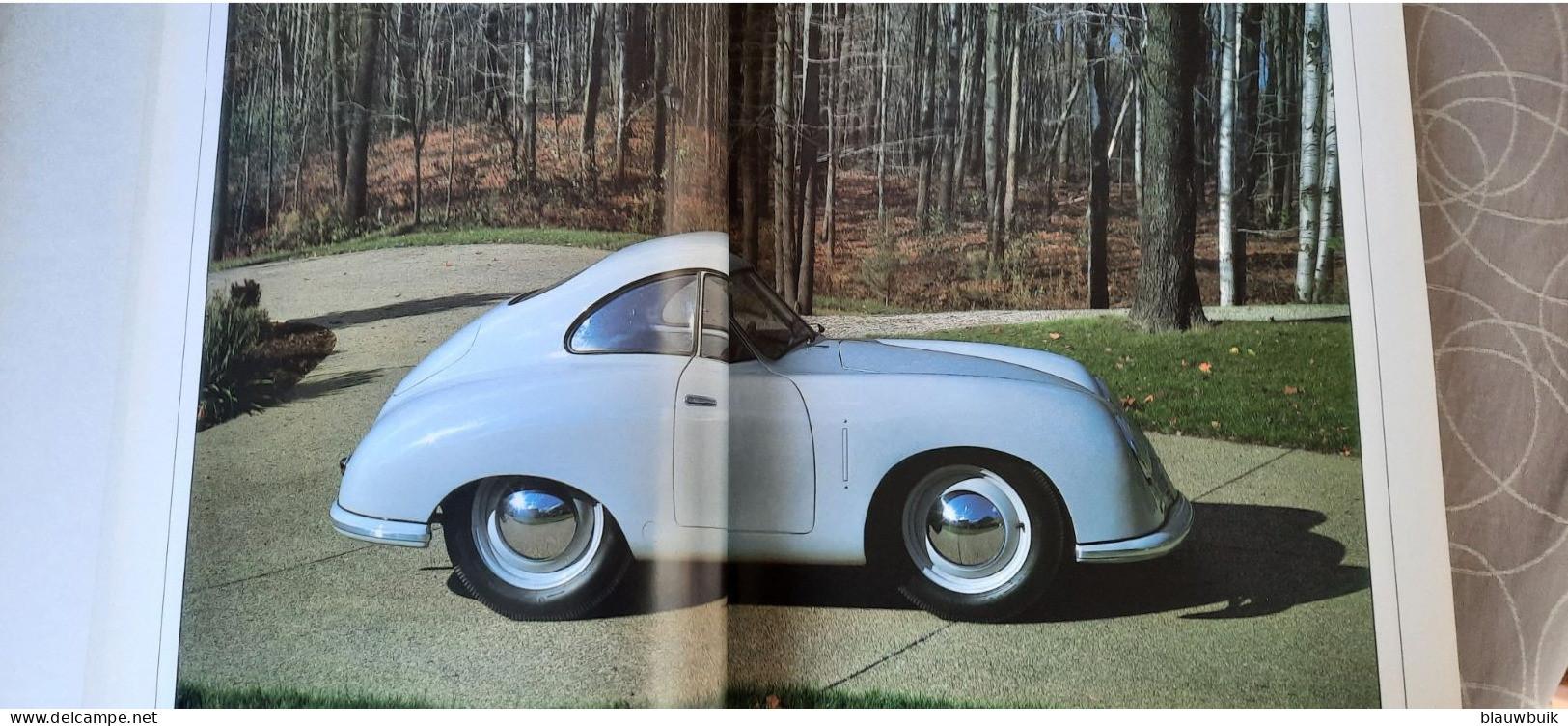 Goebel kristal Porsche 356 1962 + boek Porsche , een legende die voortduurt