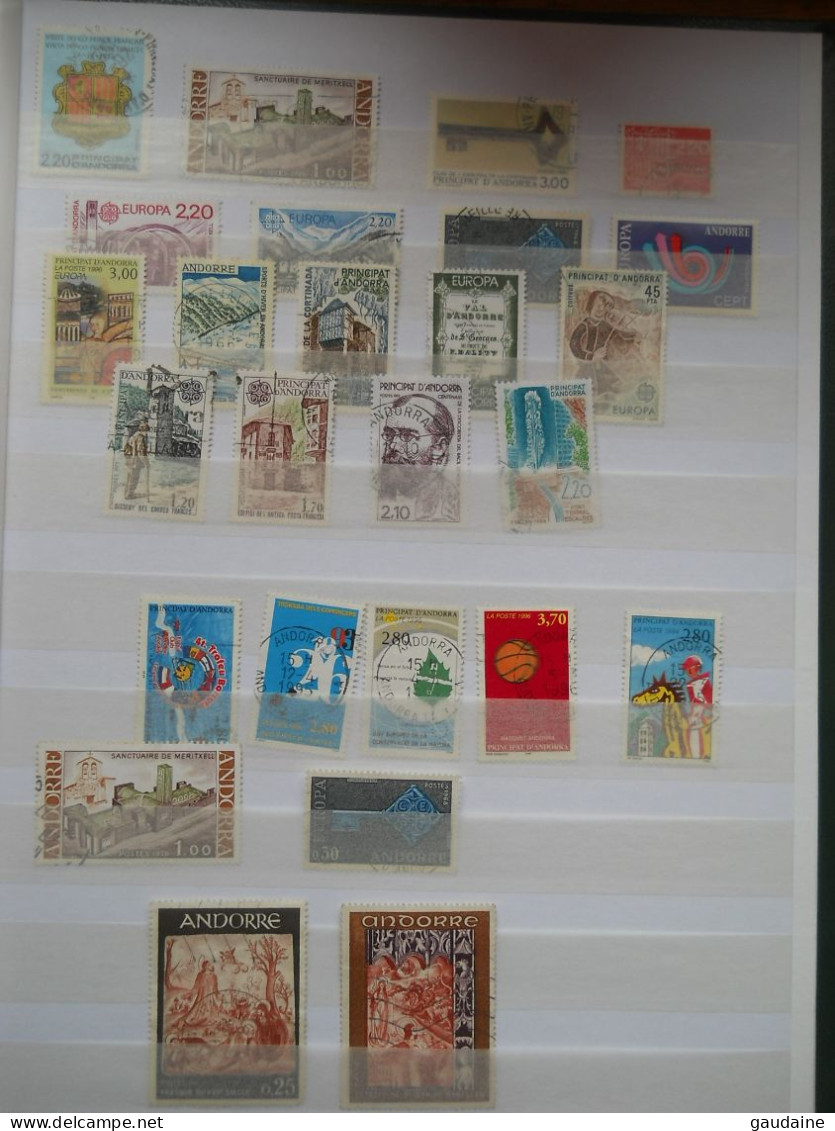 ANDORRE - ANDORRA - LOT DE 65 TIMBRES DIFFERENTS - SET - - Other & Unclassified
