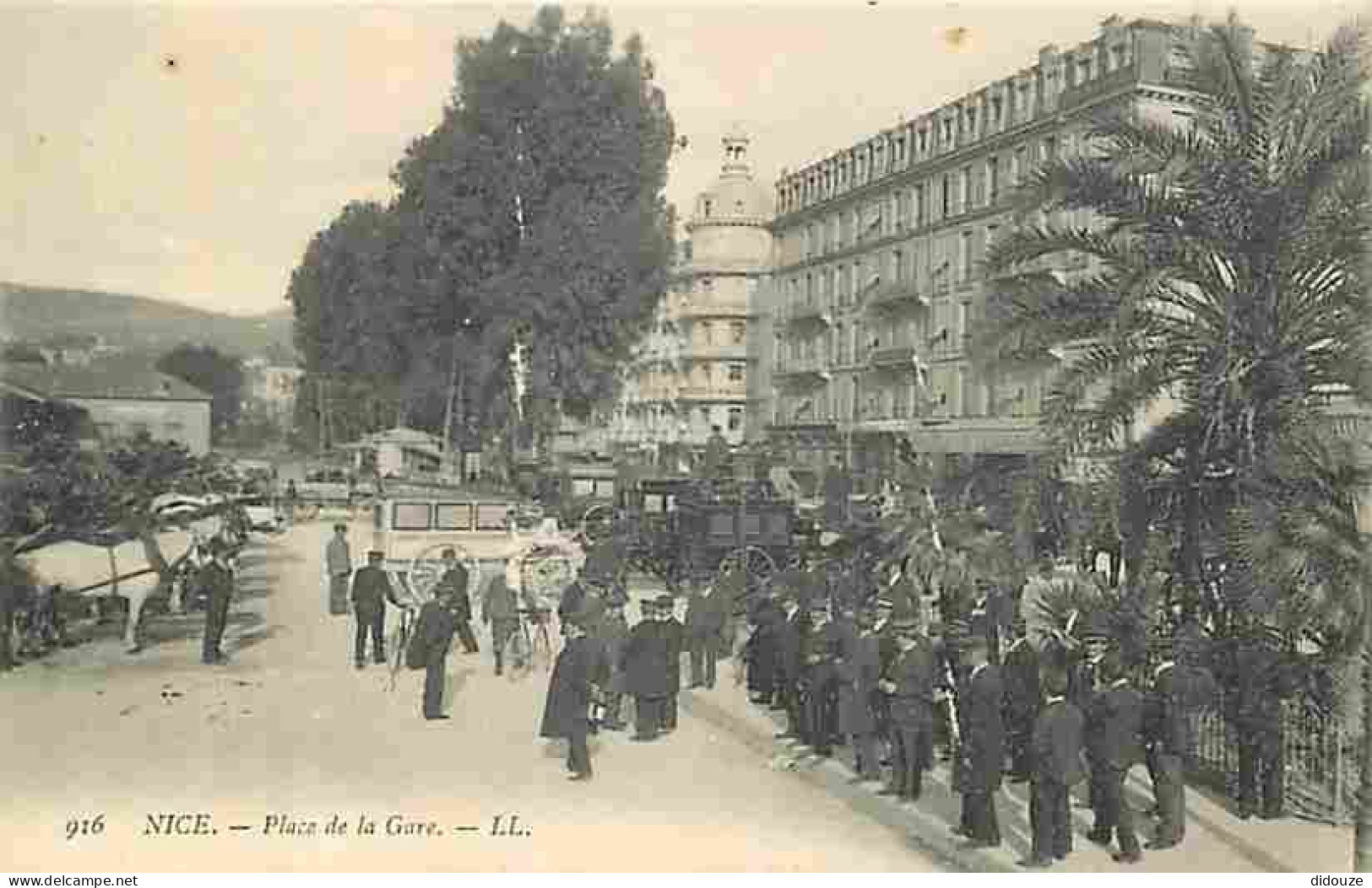 06 - Nice - Place De La Gare - Animée - CPA - Voir Scans Recto-Verso - Places, Squares