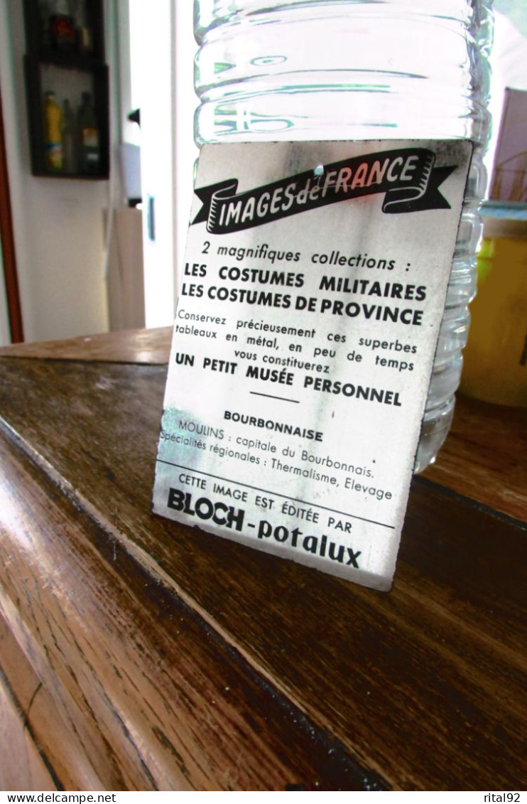 Plaque Publicitaire En Tôle "Potages BLOCH - POTALUX" Série : "LES COSTUMES DE PROVINCE" - Tin Signs (after1960)