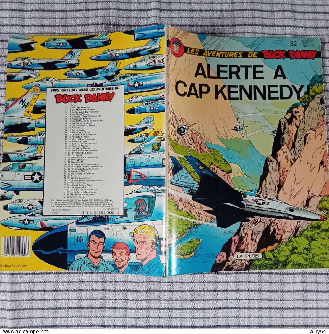 LES AVENTURES DE BUCK DANNY  N°32  "Alerte à Cap Kennedy"   1983  DUPUIS   BD SOUPLE  TBE - Buck Danny