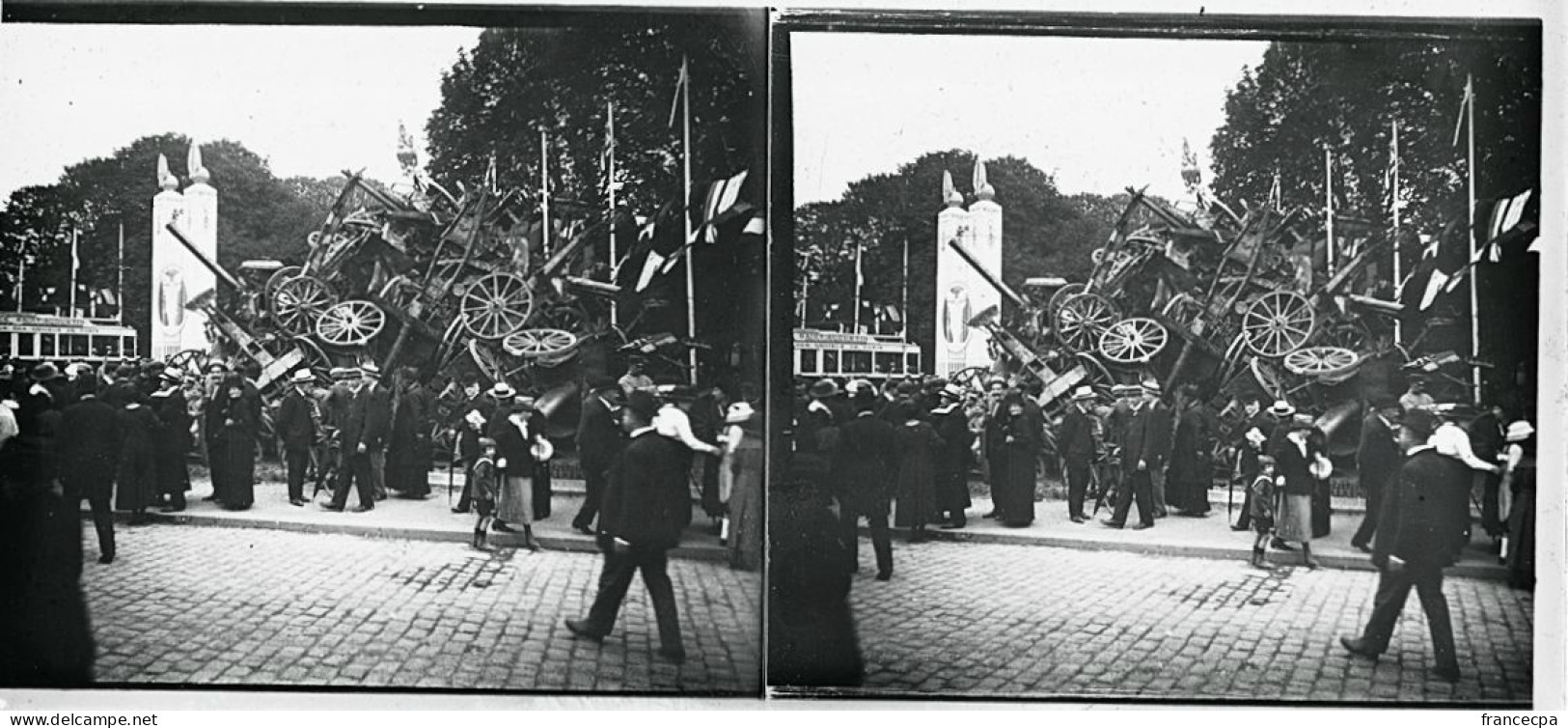 PP 701 - PARIS - Fête De La Victoire - Diapositivas De Vidrio