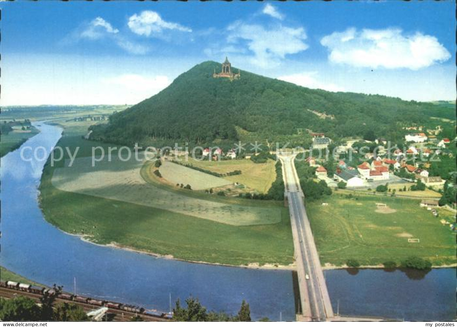 72394714 Porta Westfalica Panorama Weser Porta Westfalica - Porta Westfalica