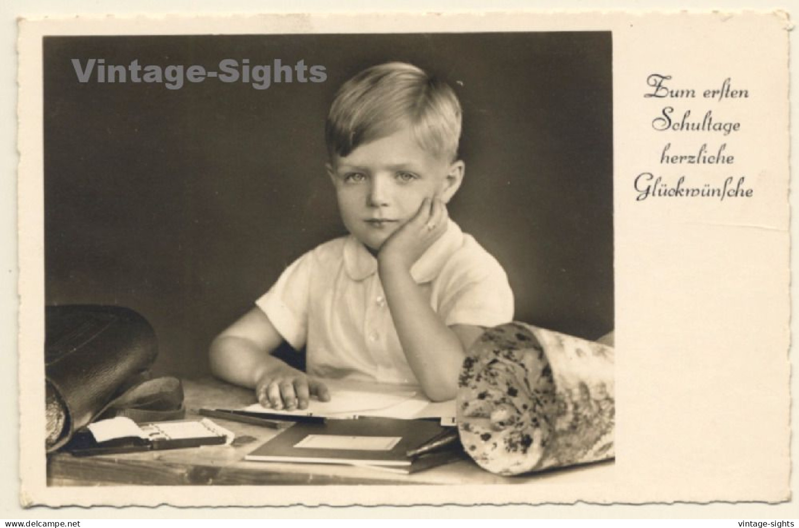 Little Boy At School Table / School Cone & Tornister (Vintage RPPC ~1930s) - Ecoles