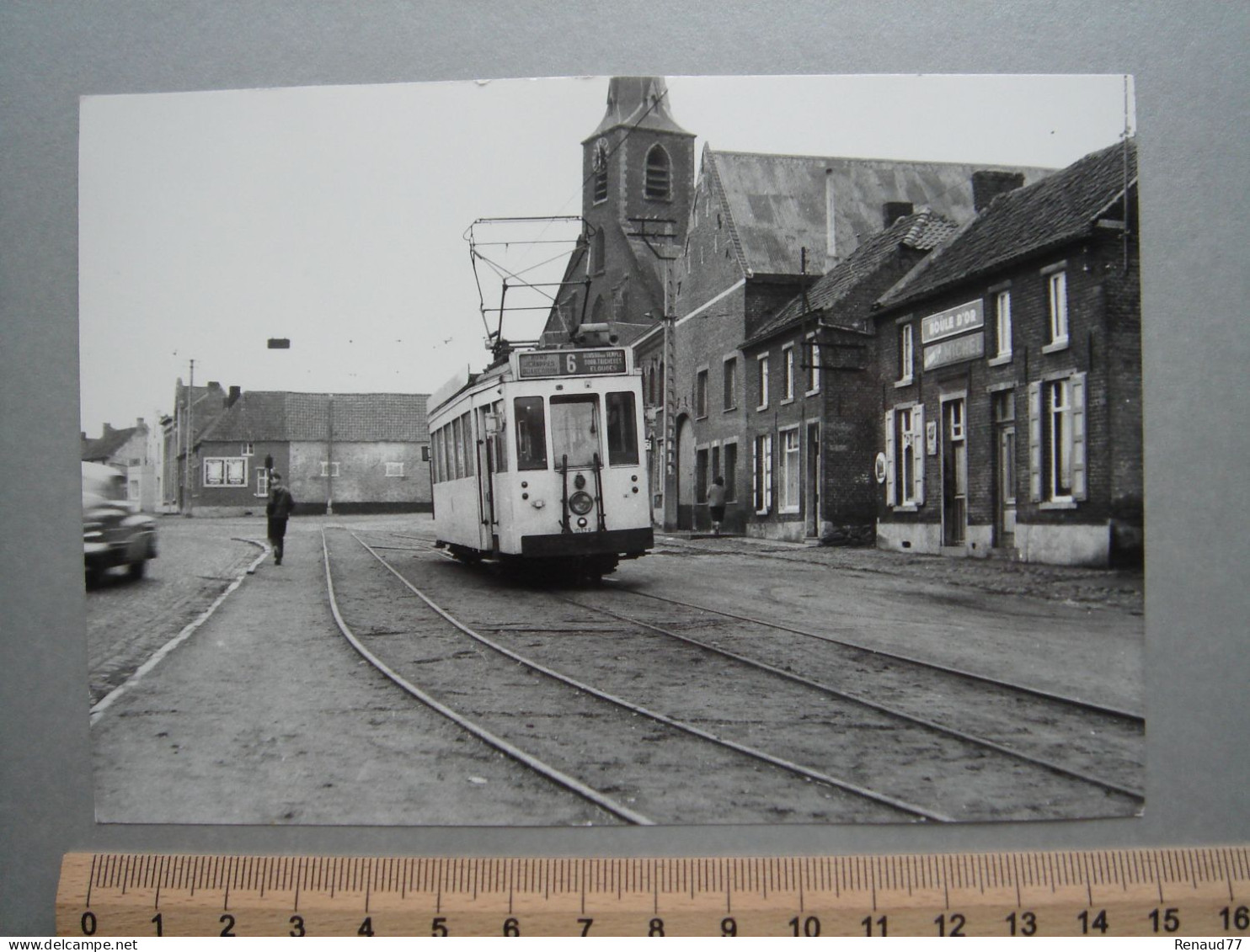 Photo Cliché J. BAZIN - Elouges - Rue Du Commerce - Eglise Saint Martin - Tram - Tramway - Ligne 6 - Dour