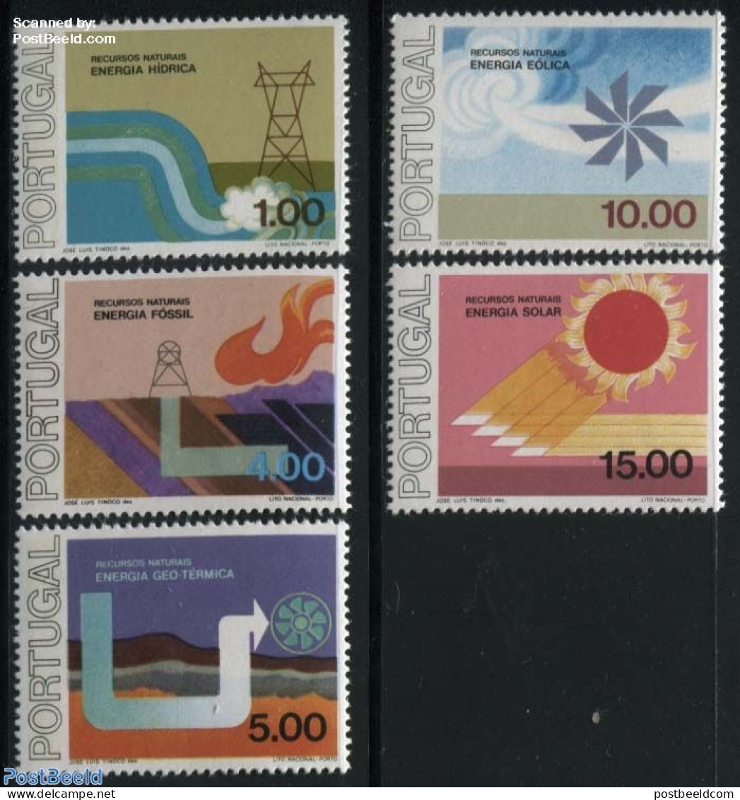 Portugal 1976 Energy 5v, Mint NH, Science - Various - Energy - Mills (Wind & Water) - Nuovi