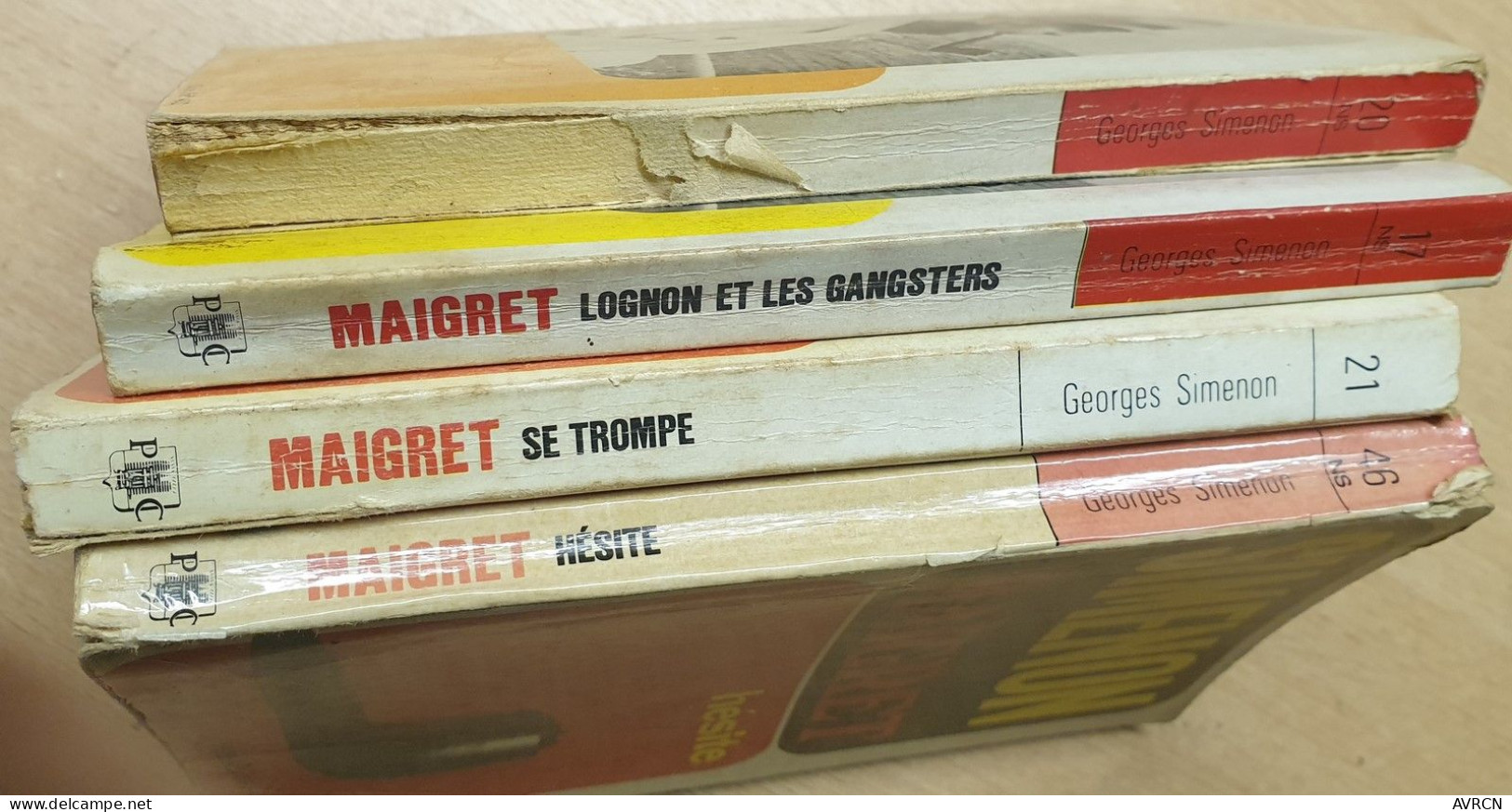 GEORGES SIMENON. LE COMMISSAIRE MAIGRET. 16 VOLUMES. - Simenon