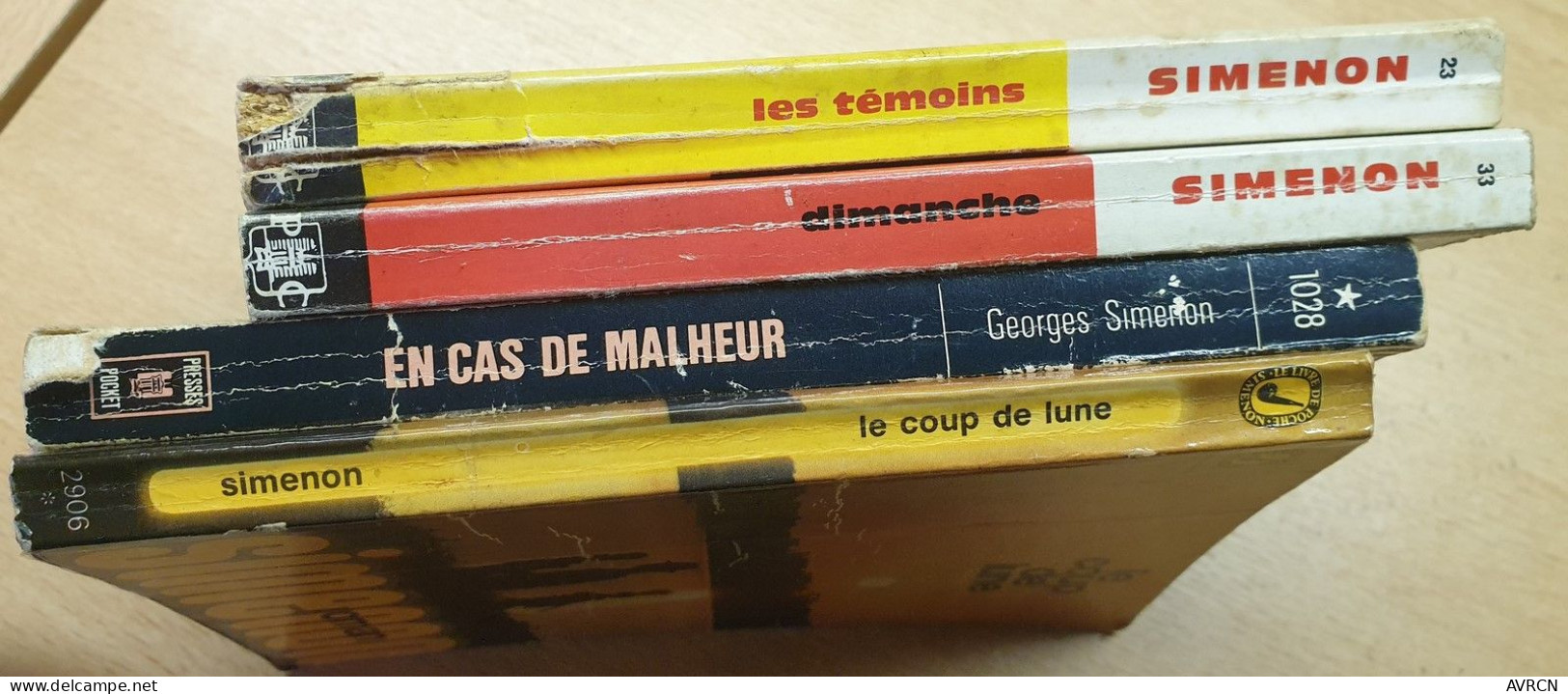 GEORGES SIMENON. LE COMMISSAIRE MAIGRET. 16 VOLUMES.