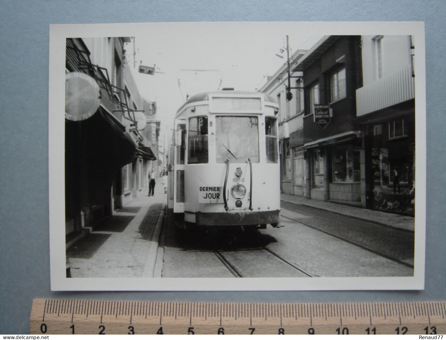 Photo - Dour -  Rue Du Maréchal Foch - Tram - Tramway - Ligne 6 - Dour