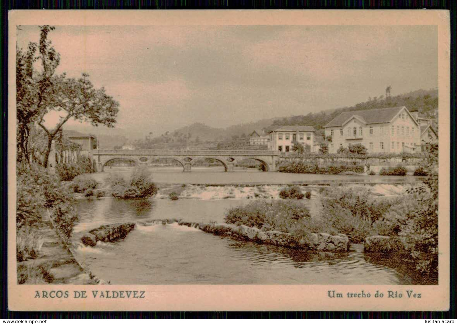 ARCOS DE VALDEVEZ -  Um Trecho Do Rio Vez. ( Edição Do Café Arcuense) Carte Postale - Viana Do Castelo