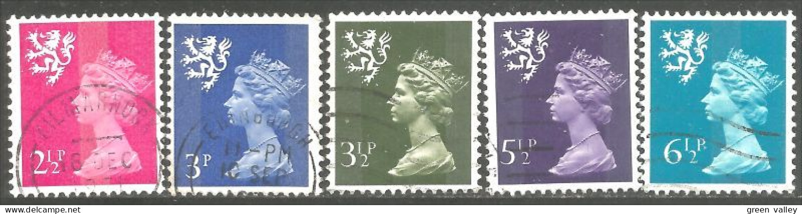 414 G-B Regionals Scotland 5 Machin Stamps Queen Elizabeth (REG-32) - Scozia