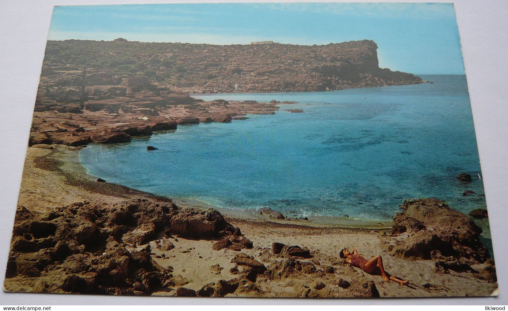 Carloforte, La Caletta - Punta Bandiera  -  The bay - Flag Point