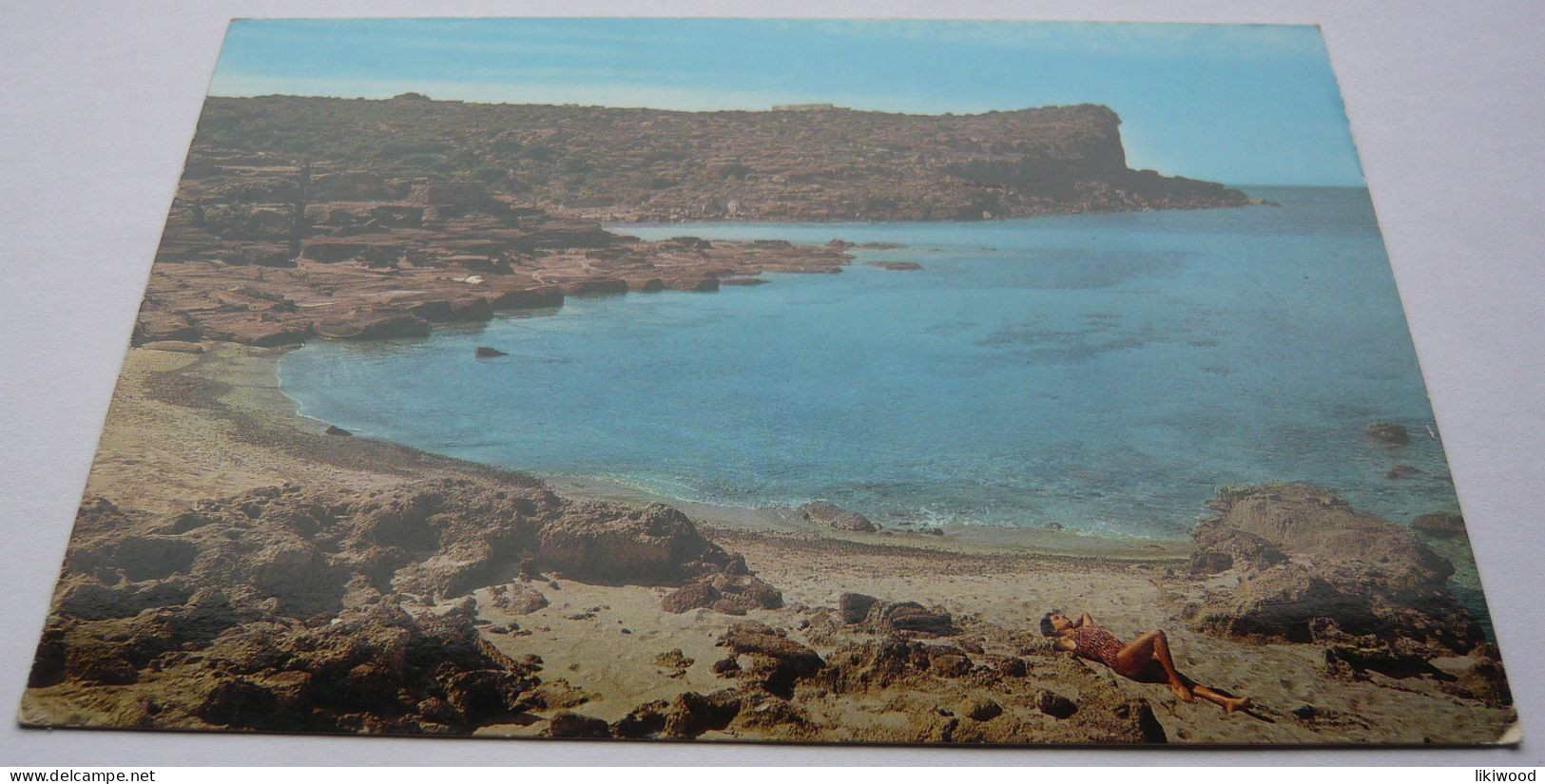 Carloforte, La Caletta - Punta Bandiera  -  The bay - Flag Point