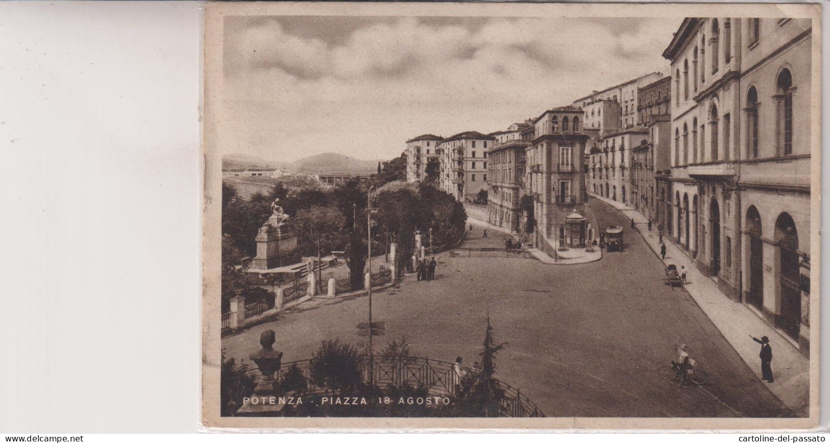 MATERA  PIAZZA 18 AGOSTO  VG  1940 - Matera