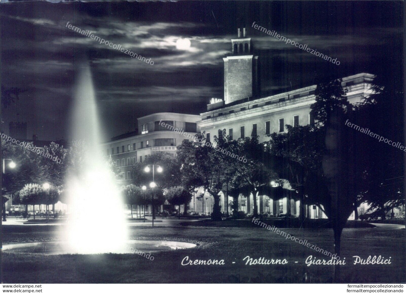 I621 Cartolina Cremona Citta'  Giardini Pubblici Notturno - Cremona