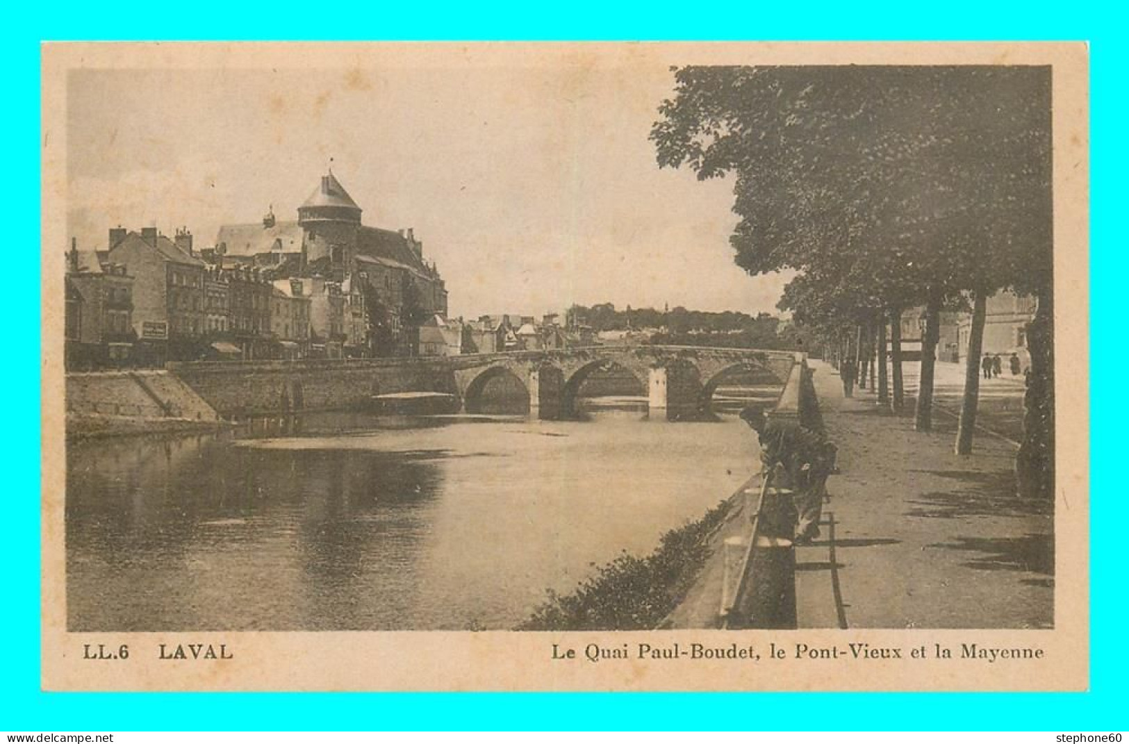 A875 / 161 38 - LAVAL Quai Paul Boudet Le Pont Vieux Et La Mayenne - Laval