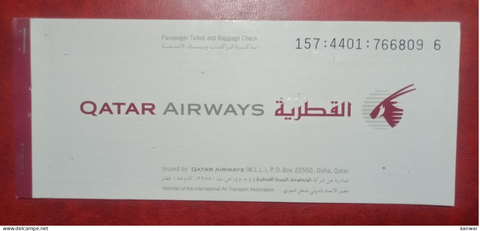 2005 QATAR AIRWAYS AIRLINES PASSENGER TICKET AND BAGGAGE CHECK - Tickets