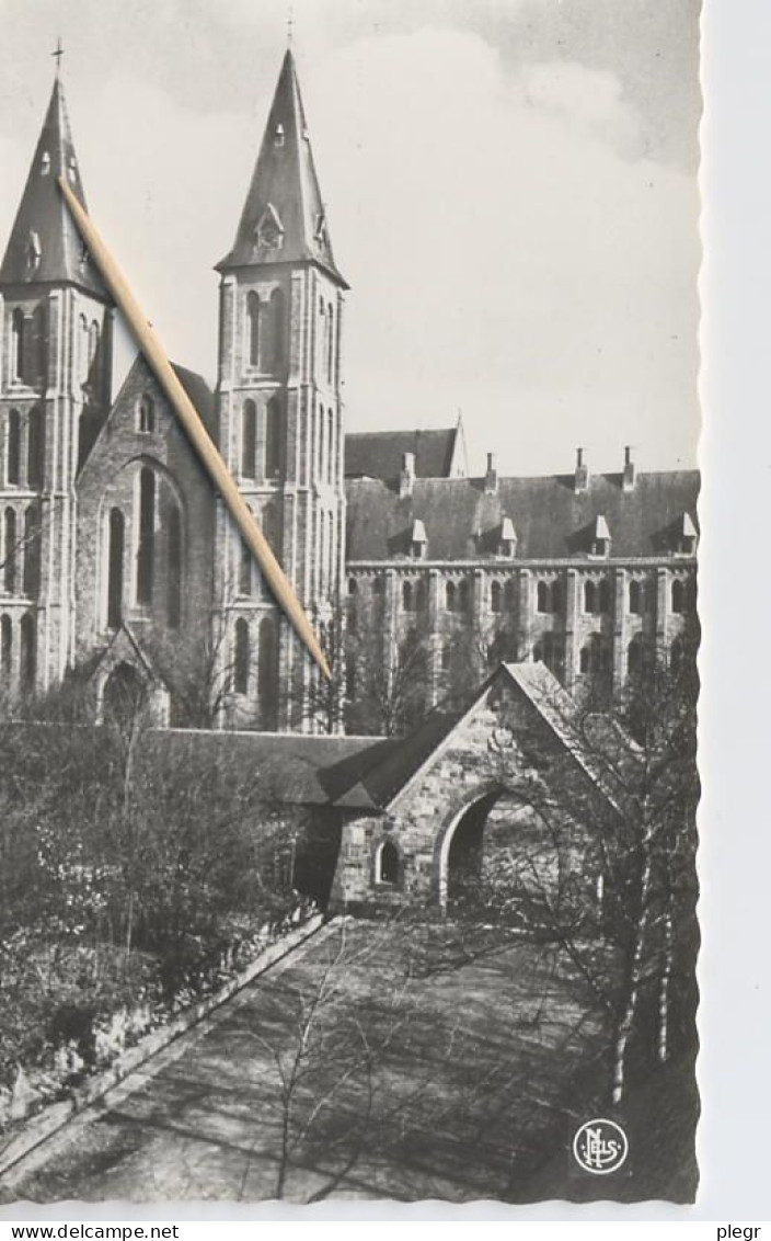 0-BEL11 01 04 - MAREDSOUS - ABBAYE - PORTAIL D'ENTREE ET EGLISE - Anhee