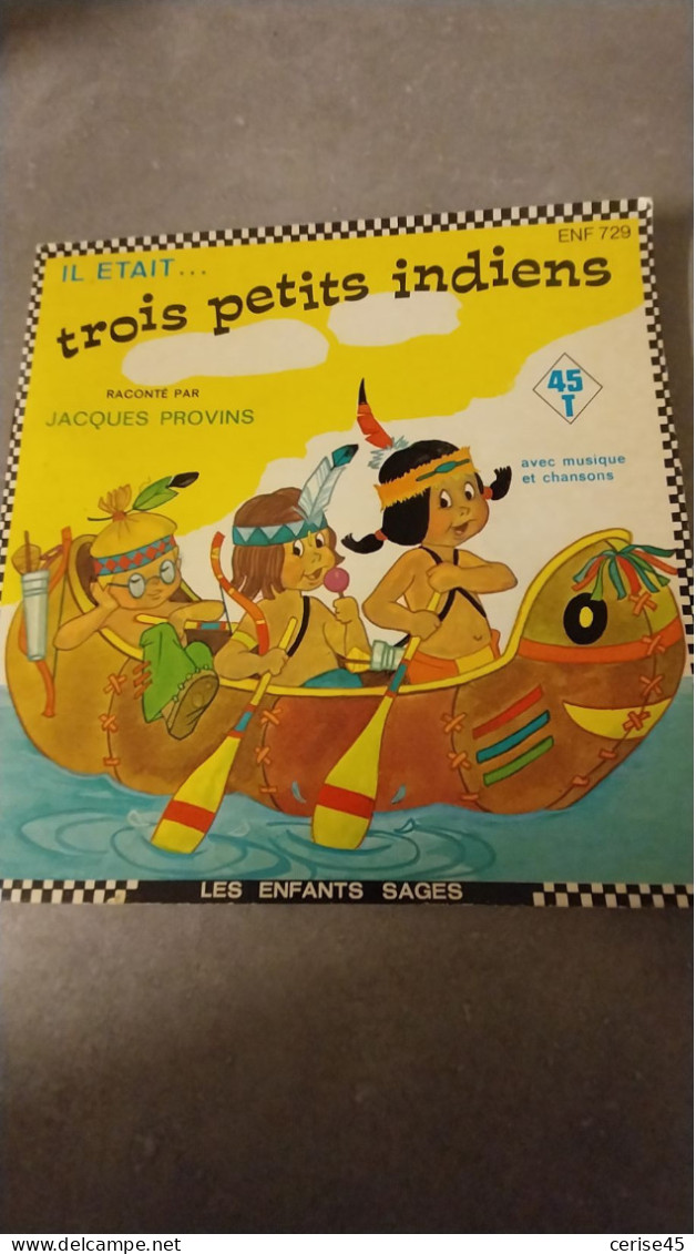 LIVRE DISQUE 45 TOURS IL ETAIT  TROIS PETITS INDIENS - Bambini