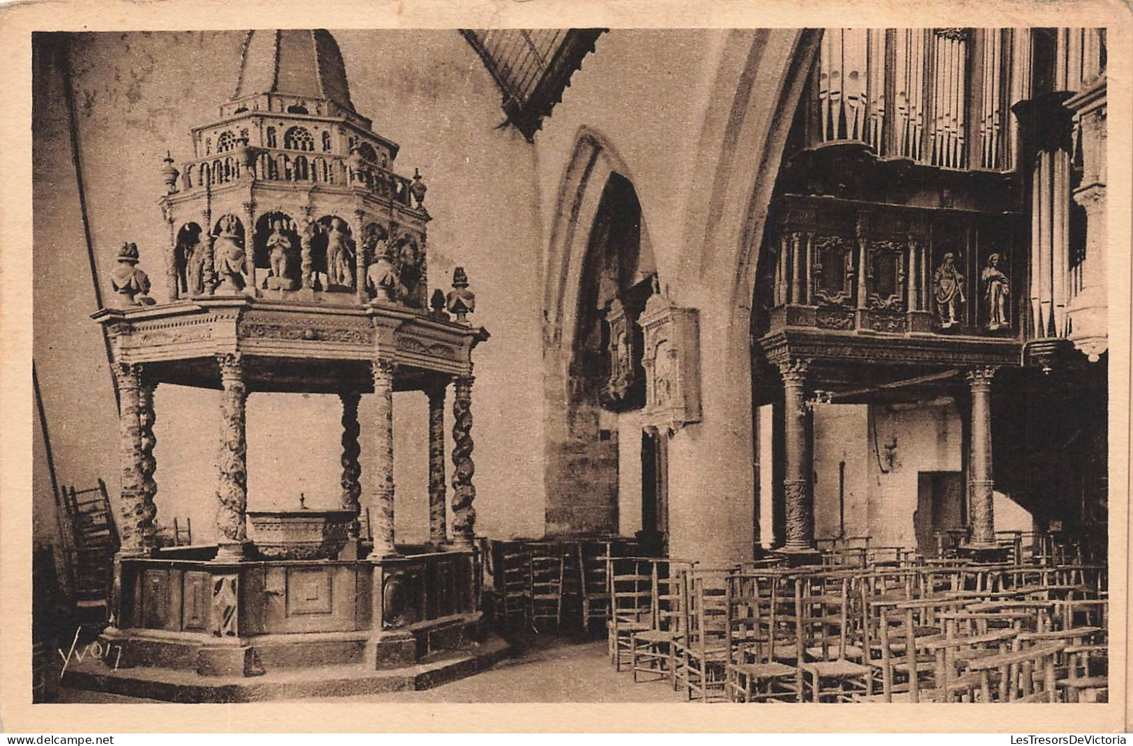 FRANCE - Lampaul - Intérieur De L'église - Carte Postale Ancienne - Lampaul-Guimiliau
