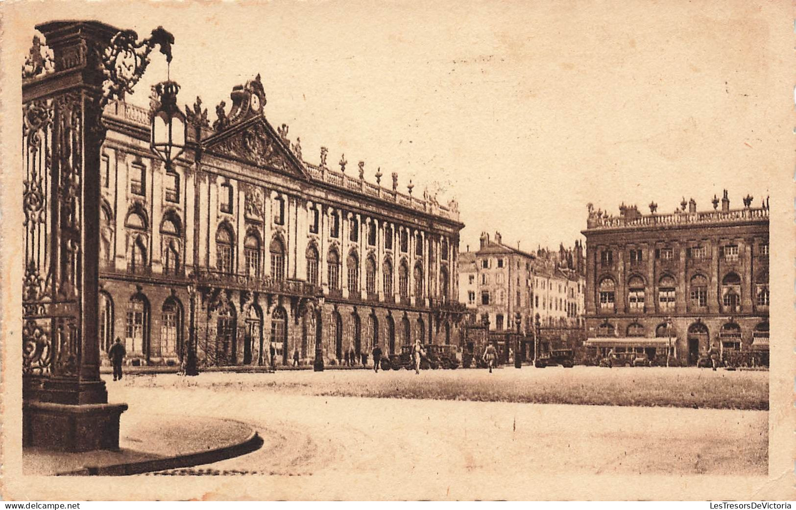 FRANCE - Nancy - Vue Sur La Place Stanislas Et L'hôtel De Ville - Carte Postale Ancienne - Nancy